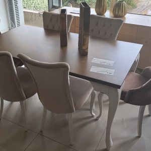 Τραπεζαρία κλασσική με 6 καρέκλες
